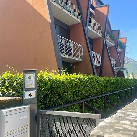 B&B Resilienza - Camera Privata Con Bagno Леко Екстериор снимка