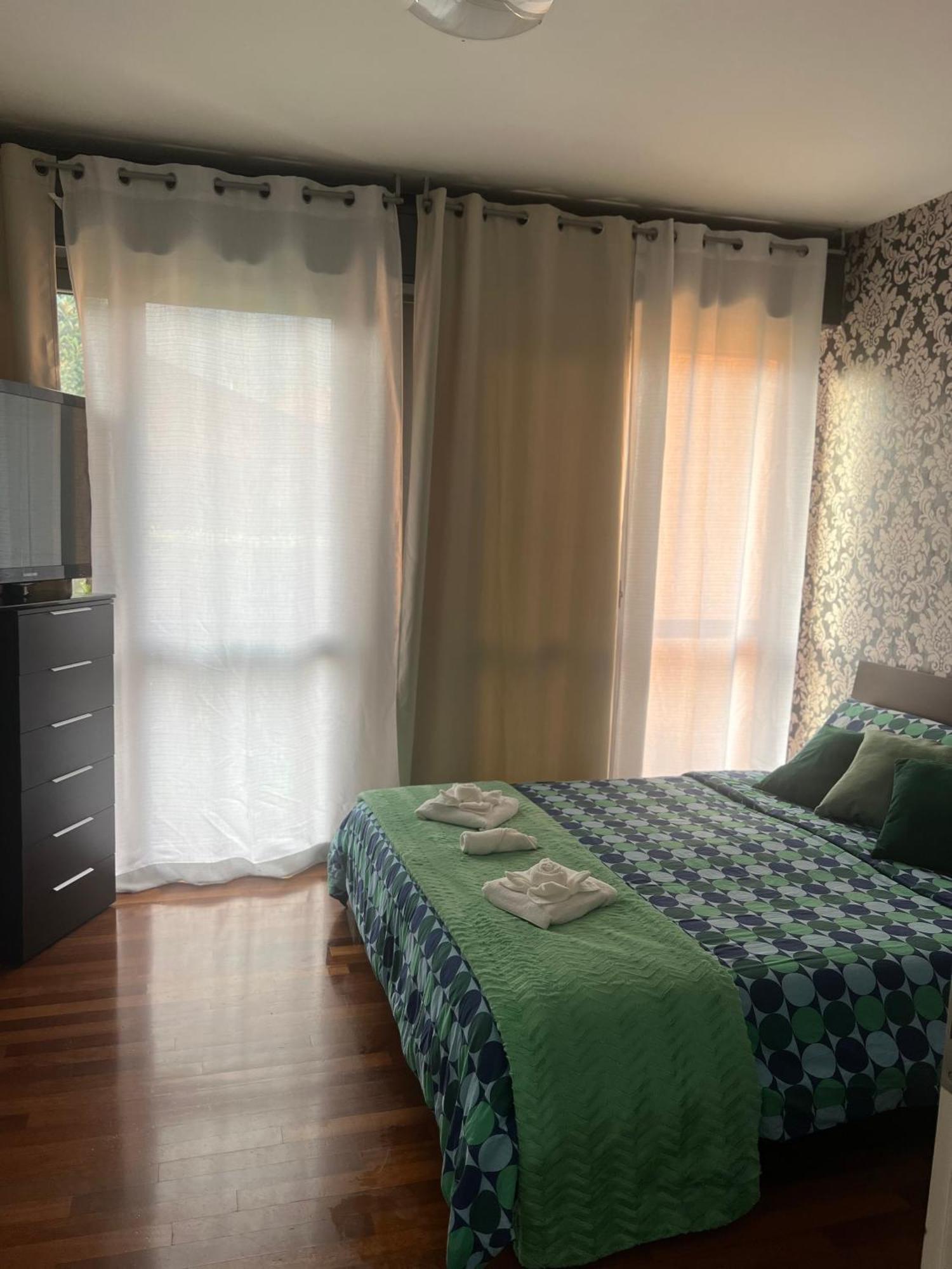 B&B Resilienza - Camera Privata Con Bagno Леко Екстериор снимка